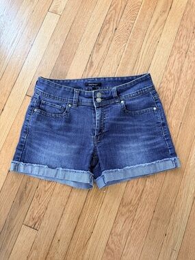 Daisy Fuentes High Rise Blue/Black Blast Denim Shorts Size 6